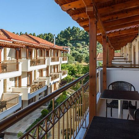 Apanemia By Flegra Hotels Pefkochori Bagian luar foto