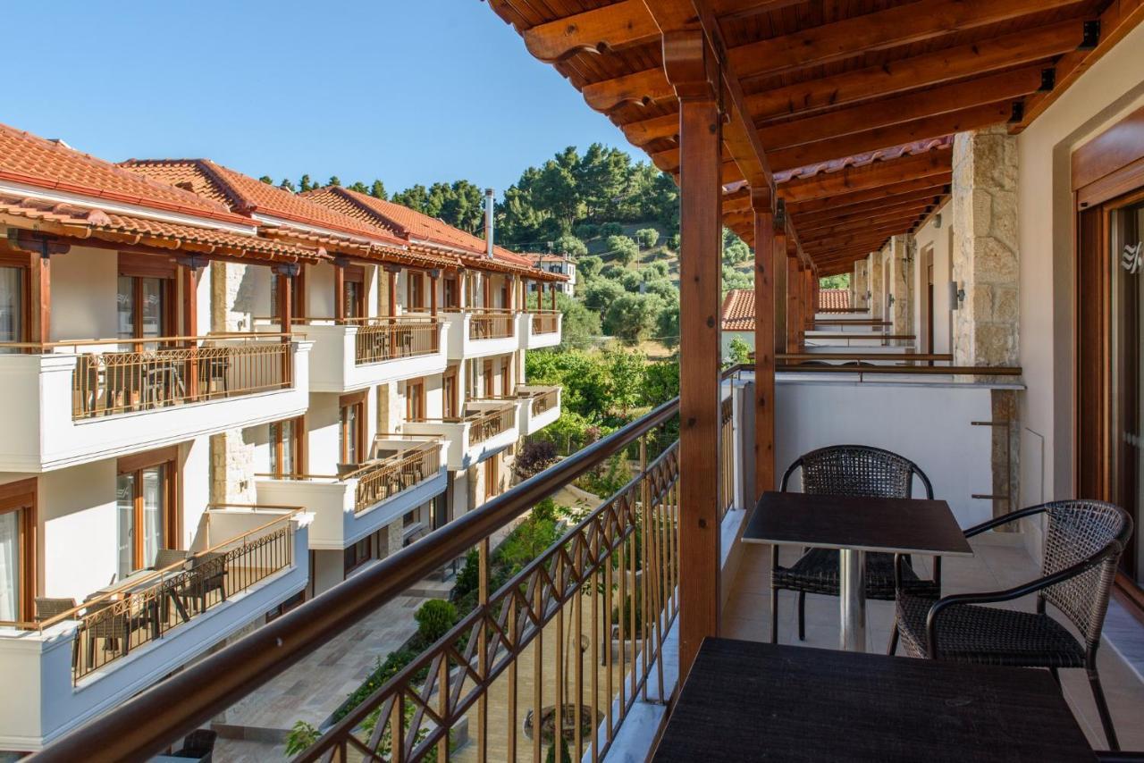 Apanemia By Flegra Hotels Pefkochori Bagian luar foto