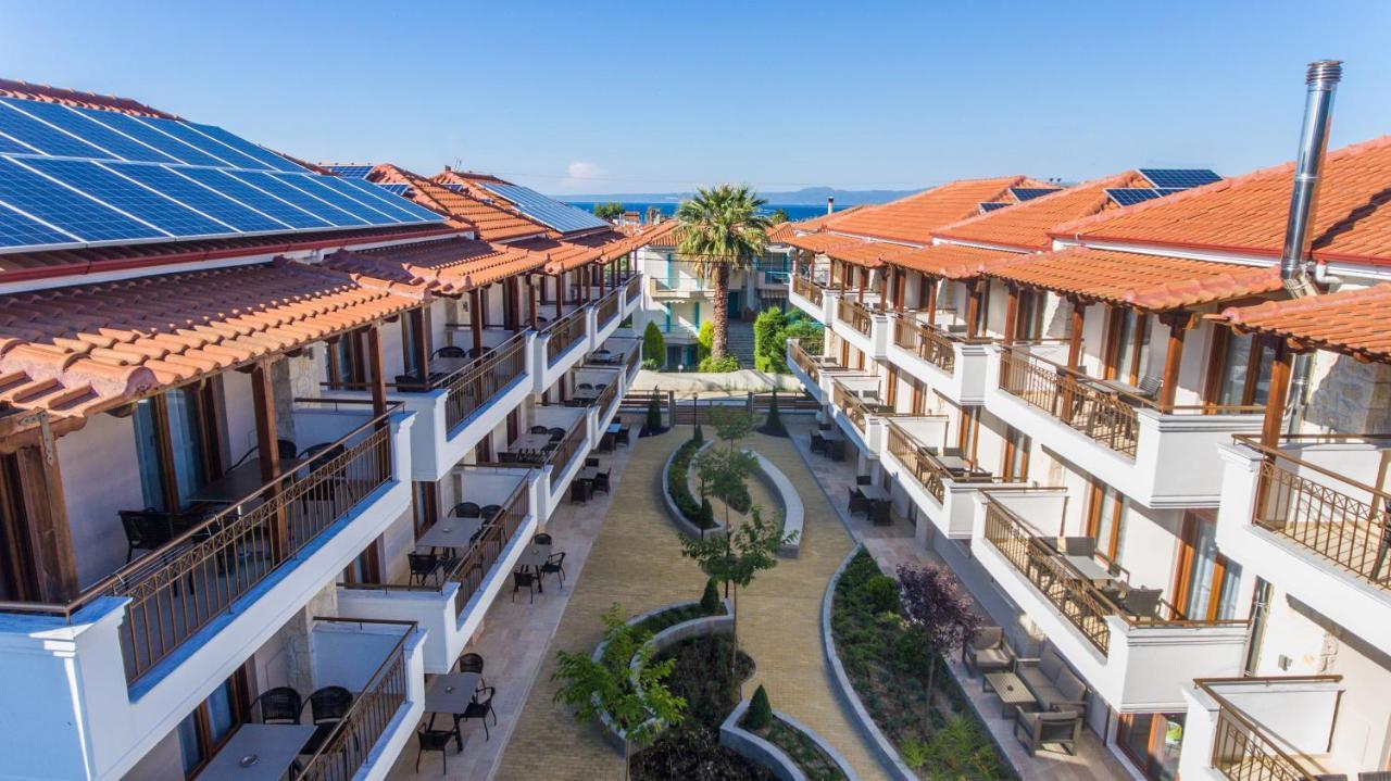Apanemia By Flegra Hotels Pefkochori Bagian luar foto