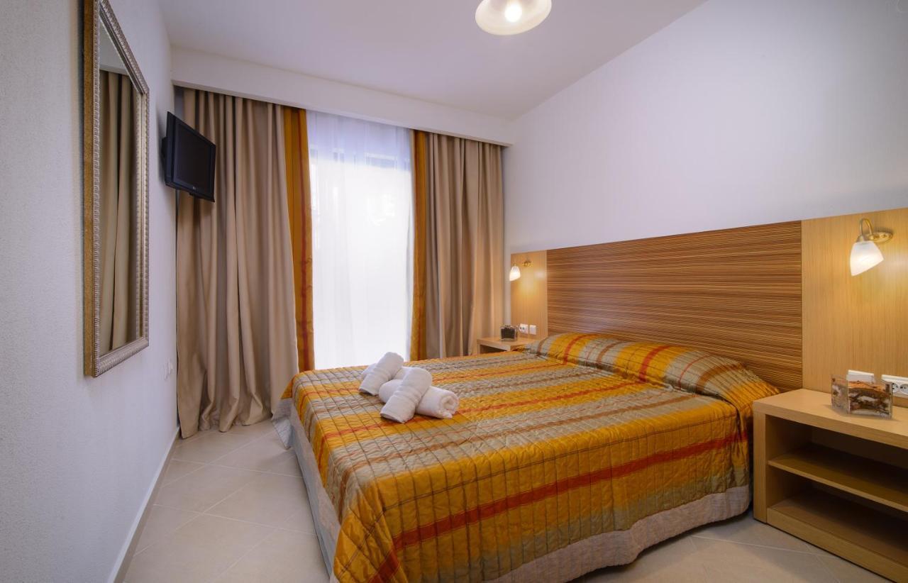 Apanemia By Flegra Hotels Pefkochori Bagian luar foto